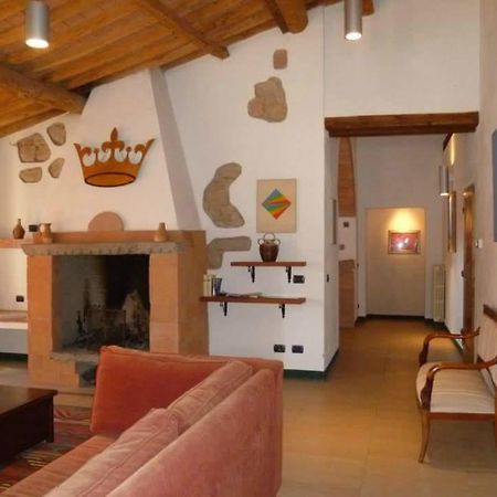 Castello Di Tavolese Hotel เชร์ตาลโด ภายนอก รูปภาพ