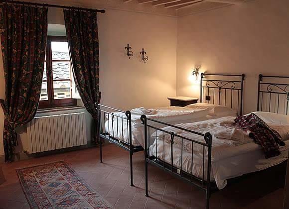 Castello Di Tavolese Hotel เชร์ตาลโด ภายนอก รูปภาพ