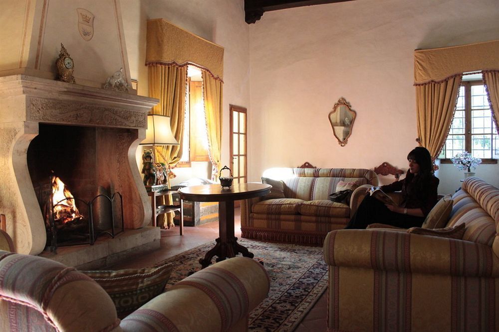 Castello Di Tavolese Hotel เชร์ตาลโด ภายนอก รูปภาพ