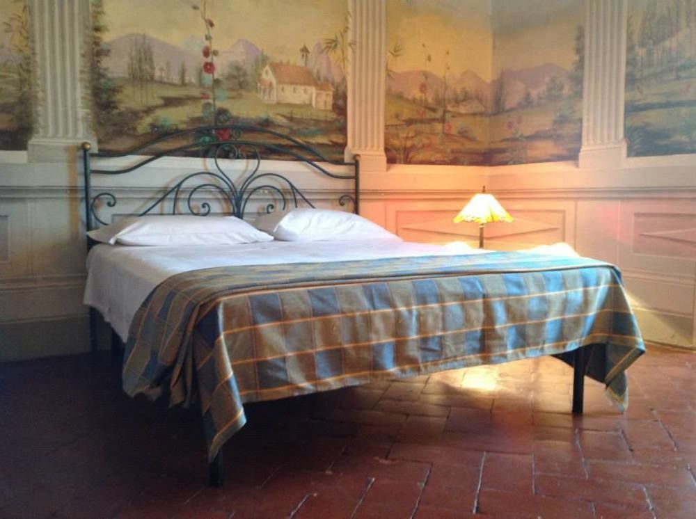 Castello Di Tavolese Hotel เชร์ตาลโด ภายนอก รูปภาพ